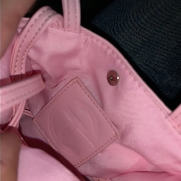 The fake bag makers have did it again!! Telfar - Picture 3 of 4